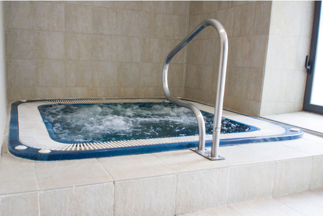 Escapada con Circuito Spa y Masaje Relajante en Hotel Spa Teratermal 3* (Soria)