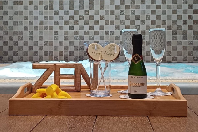 Circuito Spa con Cava y Chocolate para dos en Naiad Wellness Center del Hotel Suite Villa María 5* (Adeje, Santa Cruz de Tenerife)