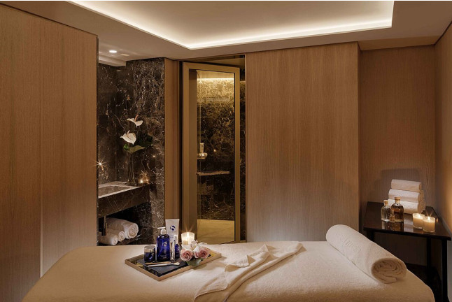 Masaje y Cena para dos en Restaurant el Somni con Llave Michelin del Hotel The One Barcelona 5*GL (Barcelona)
