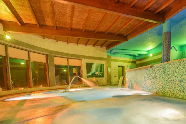 Circuito Spa y Masaje para Parejas en el Hotel Spa Norat Torre do Deza 4* Superior (Pontevedra)