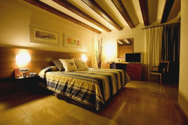 Escapada con Desayuno y Cava en Hotel Sercotel Palacio de Tudemir 4* (Orihuela, Alicante)