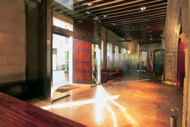 Escapada con Desayuno y Cava en Hotel Sercotel Palacio de Tudemir 4* (Orihuela, Alicante)