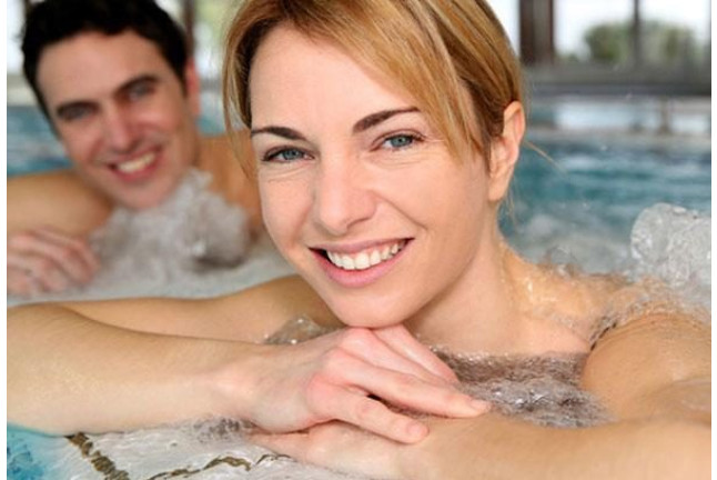 Escapada con Bañera Hidromasaje en Hotel Hyltor 4* (Murcia)