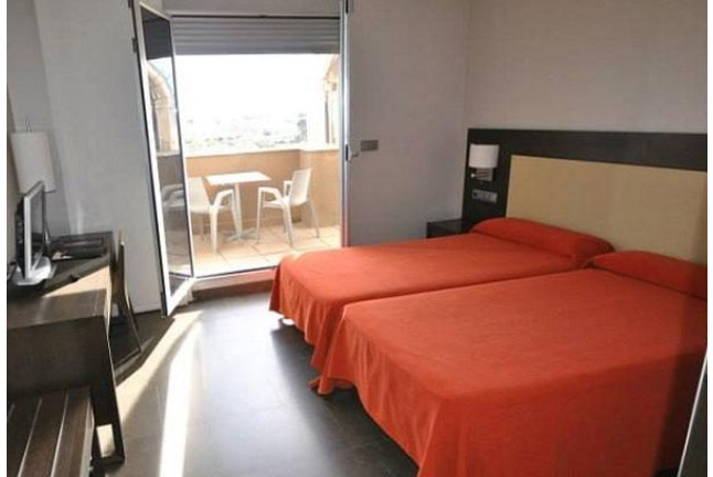 Escapada con Bañera Hidromasaje en Hotel Hyltor 4* (Murcia)