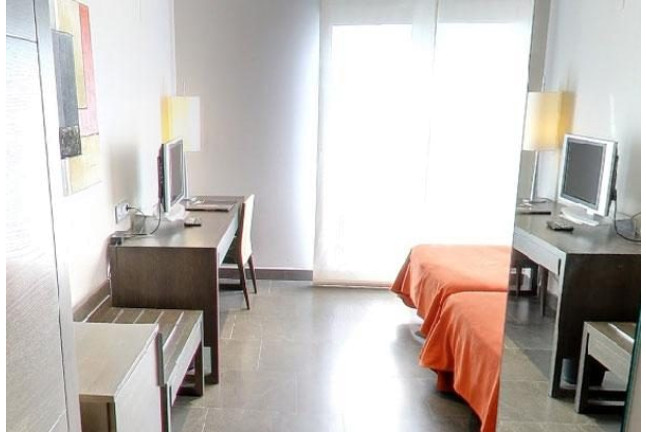 Escapada con Bañera Hidromasaje en Hotel Hyltor 4* (Murcia)