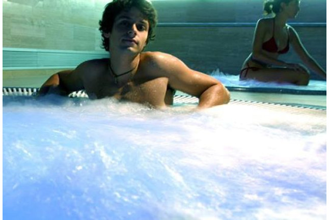 Escapada 2 Noches con bañera hidromasaje para dos en Hotel Hyltor 4* (Murcia)