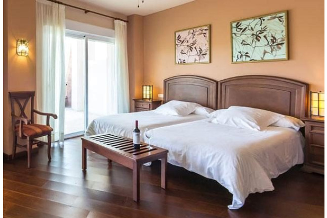 Escapada de 2 Noches con Spa y Cena en Hotel Spa Marbella Hills 4* (Ojén, Málaga)