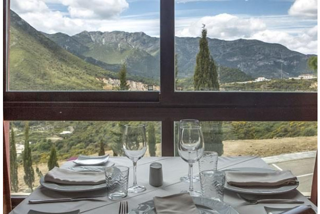 Escapada de 2 Noches con Spa y Cena en Hotel Spa Marbella Hills 4* (Ojén, Málaga)