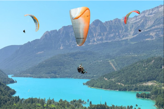 Vuelo en Parapente Biplaza con Vídeo Opcional (El Pueyo de Jaca, Huesca)