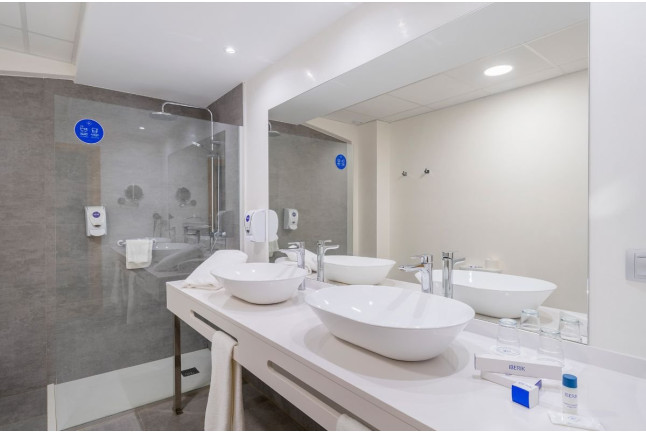 Escapada con Balneario y Menú Degustación en IBERIK Augas Santas Balneario & Golf 4* (Pantón, Lugo)
