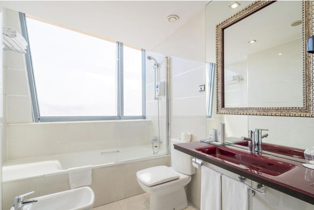 Escapada con Desayuno en Iberik Santo Domingo Plaza Hotel 4* (Oviedo, Asturias)