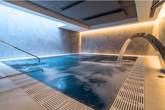 360° Experience: Zona Wellness, Masaje Facial y Corporal Descontracturante en Hotel Catalonia Gran Vía Bilbao 4* (Vizcaya)
