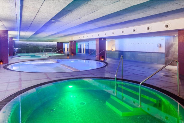 Circuito Spa y Piscina Exterior en Hotel Occidental Aranjuez 4* (Madrid)