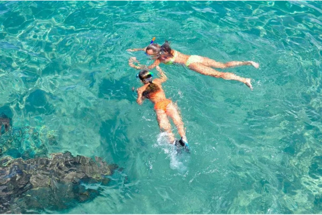 Paseo en Barco por la Costa con Snorkeling (Calella de Palafrugell, Girona)