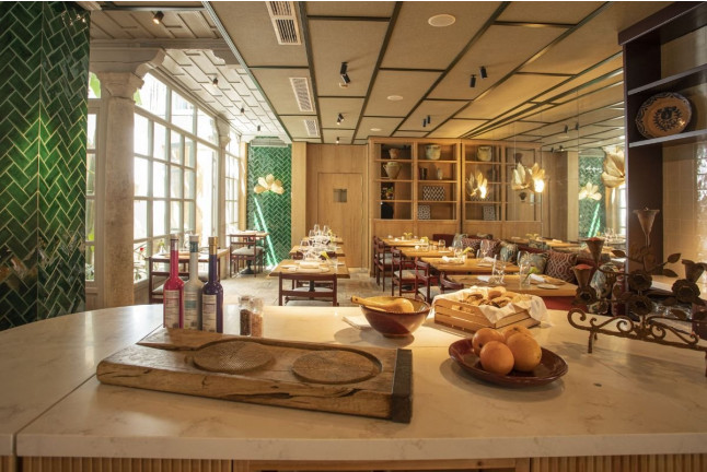 Cena para dos en el Restaurante Azahar del Hotel Hospes Las Casas del Rey de Baeza 4* (Sevilla)