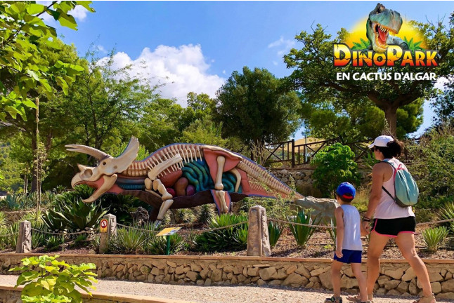 Entrada a DinoPark Algar (Alicante)