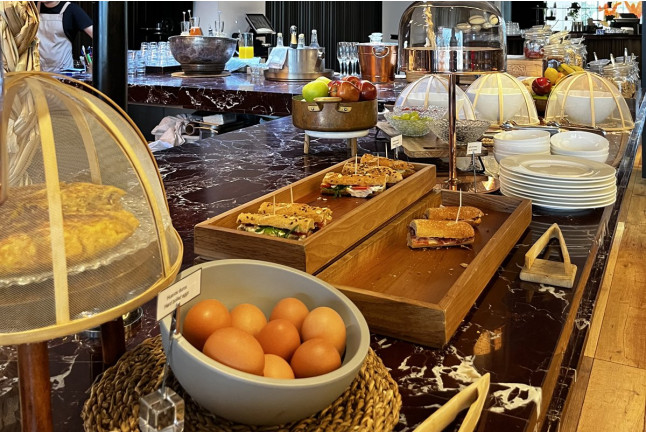 Circuito Spa, Masaje Relajante y Desayuno para dos en Serena SPA @ Sir Víctor Hotel 5* (Barcelona)