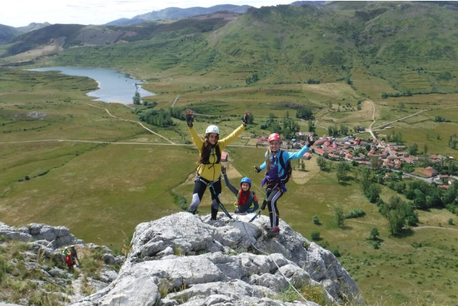 Vía Ferrata en el Valle de Arbas (León)