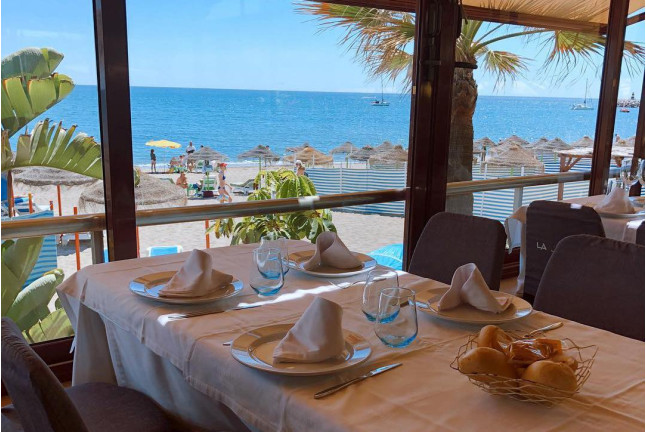 Jacuzzi Privado, Masaje y Cena para dos en Aguas del Sol Centro Wellness (Torremolinos, Málaga)