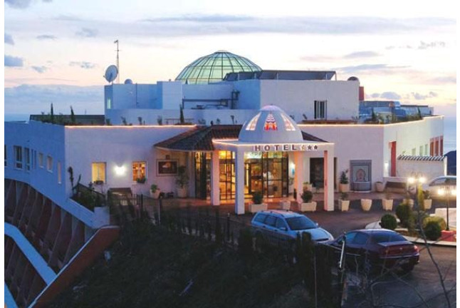 Circuito Spa Ilimitado y Jacuzzi Privado para dos en Spa Marbella Hills (Ojén, Málaga)