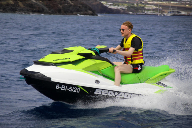 Ruta en Jet Ski (Puerto del Carmen, Lanzarote)