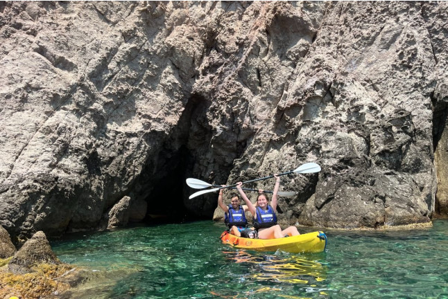 Ruta en Kayak por el Parque Natural Cabo de Gata con Fotos (Almería)