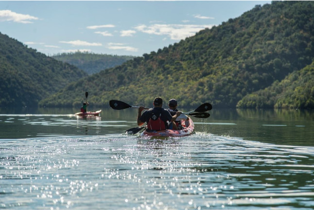 Excursión en Kayak Doble para dos (Cedillo, Cáceres)