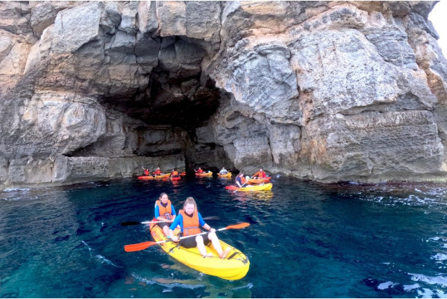 Excursión en Kayak a Cuevas (Llucmajor, Mallorca)