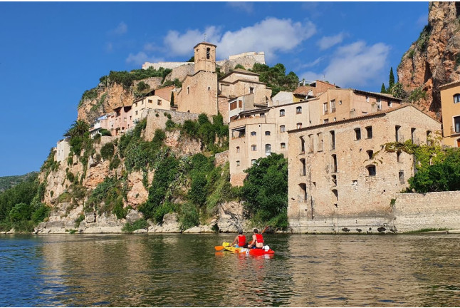 Ruta en Kayak para dos por el Río Ebro (Miravet, Tarragona)