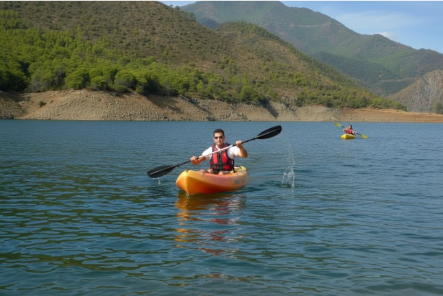 Kayak en Lago de Montaña (Marbella, Málaga)