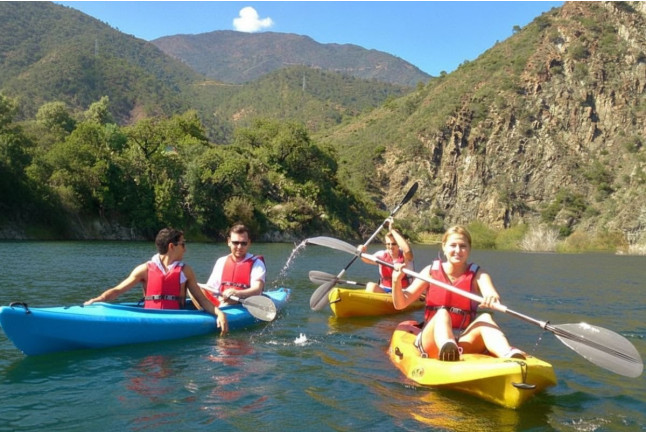 Kayak en Lago de Montaña (Marbella, Málaga)