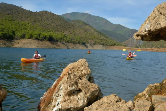 Kayak en Lago de Montaña (Marbella, Málaga)