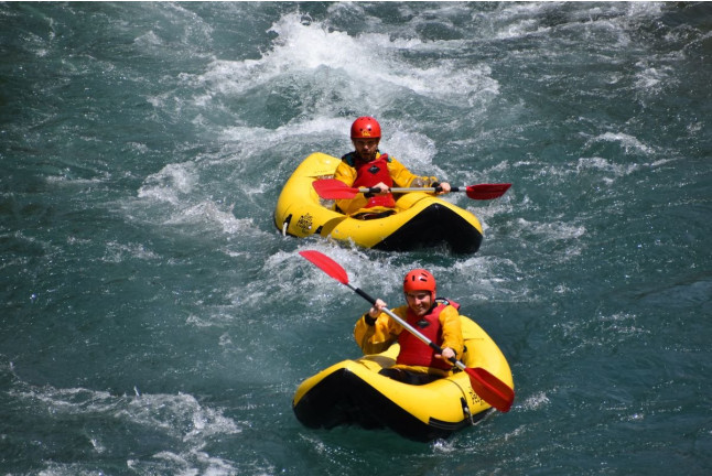 Descenso en Kayak Hinchable (Campo, Huesca)
