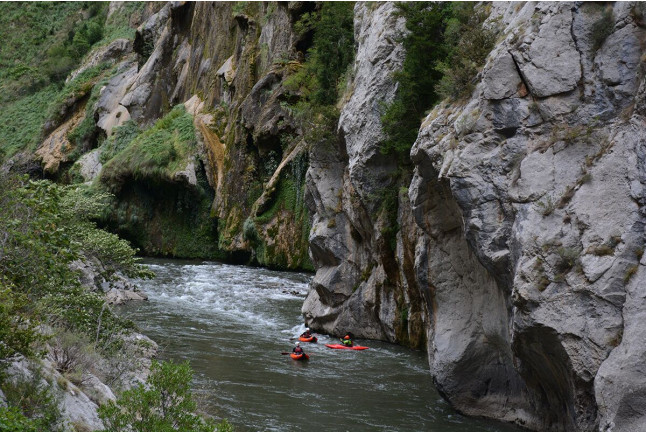 Descenso en Kayak Hinchable de Arboló a Figuereta (Sort, Lleida)