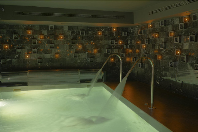 Spa Privado y Cena para dos en Spa Kintsugi del Hotel Colón Centro 4* (Granada)