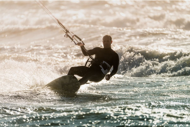 Curso Privado de Kitesurf (Tarifa, Cádiz)