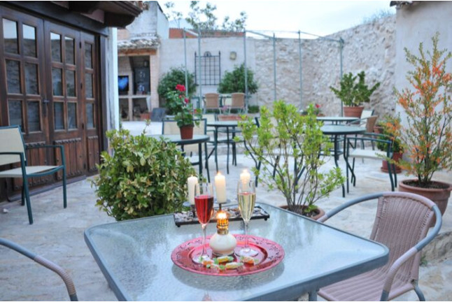Escapada de 2 noches con Jacuzzi Privado en La Casa del Canónigo 4* (Cuenca)