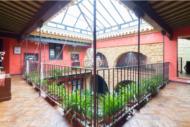 Escapada con Desayuno en La Casona de Calderón Gastronomic & Boutique Hotel 4* (Osuna, Sevilla)
