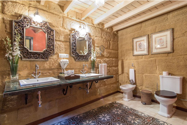 Escapada con Desayuno en La Casona de Calderón Gastronomic & Boutique Hotel 4* (Osuna, Sevilla)