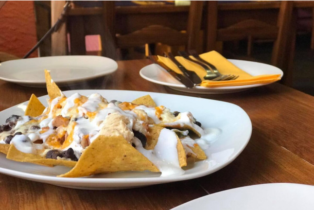 Menú para dos en el Restaurante La Chaparrita (Sevilla)