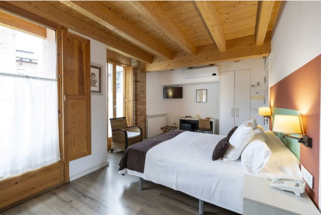 Escapada con Desayuno en Hotel La Freixera 4* (Solsona, Lleida)