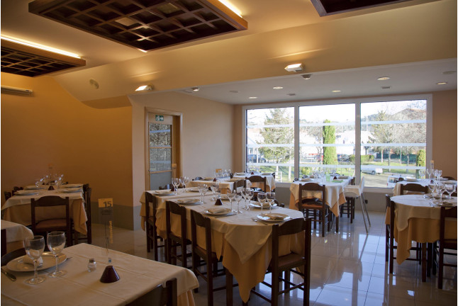 Escapada con Cena en Hotel La Perla d'Olot 3* (Olot, Girona)