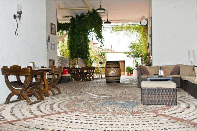 Escapada de 2 Noches con Desayuno en La Posada de Bayuela (Castillo de Bayuela, Toledo)