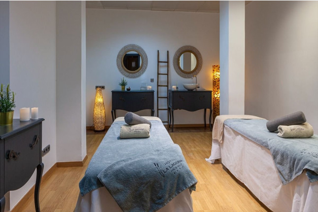 Circuito Spa, Masaje y Tratamiento Facial para dos en La Laguna Spa & Golf (Rojales, Alicante)
