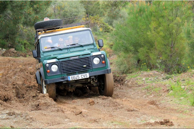 Jeep Tour: Ruta en Land Rover 4x4 (San Pedro Alcántara, Málaga)
