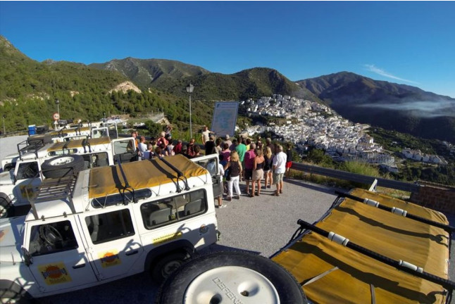 Jeep Tour: Ruta en Land Rover 4x4 (San Pedro Alcántara, Málaga)