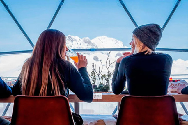 Escapada en Las Mugas con Cena y Raquetas de Nieve (Huesca)