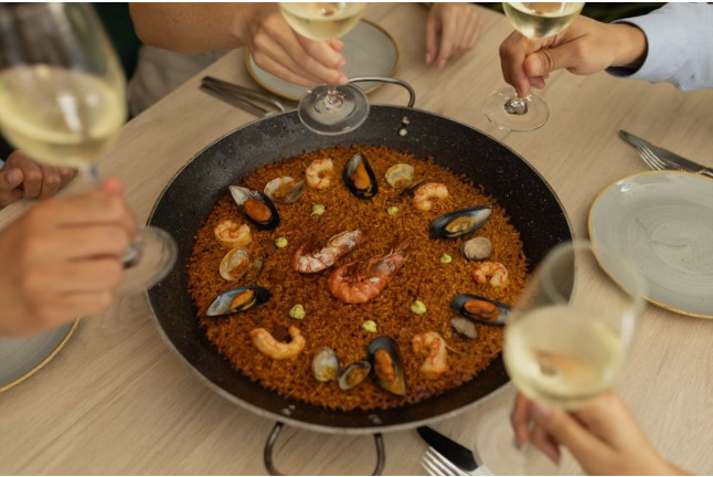 Zona Wellness, Masaje Discovery y Almuerzo para dos en Hotel Le Méridien Barcelona 5* (Barcelona)