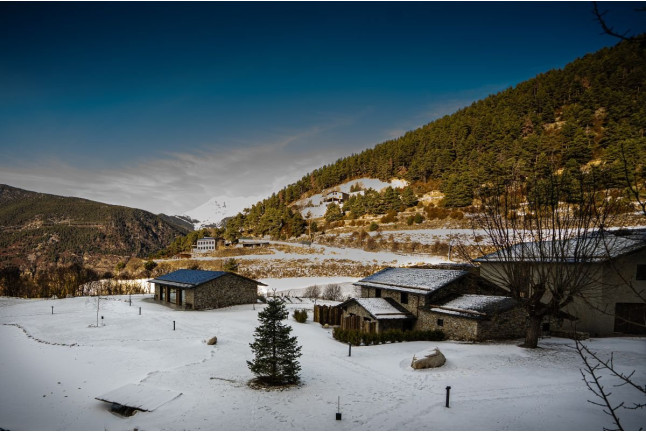 Escapada en Junior Suite y Spa Privado en Les Pardines 1819 Mountain Suites & SPA (Encamp, Andorra)
