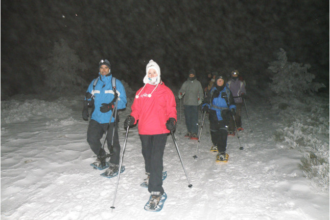 Lunada con Raquetas de Nieve y Cena (Madrid)